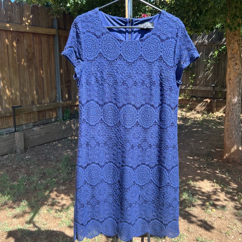 Laundry By Shelli Segal Lace Shift Dress